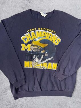 Michigan Wolverines 1997 National Champions Sweatshirt Vintage CSA USA L